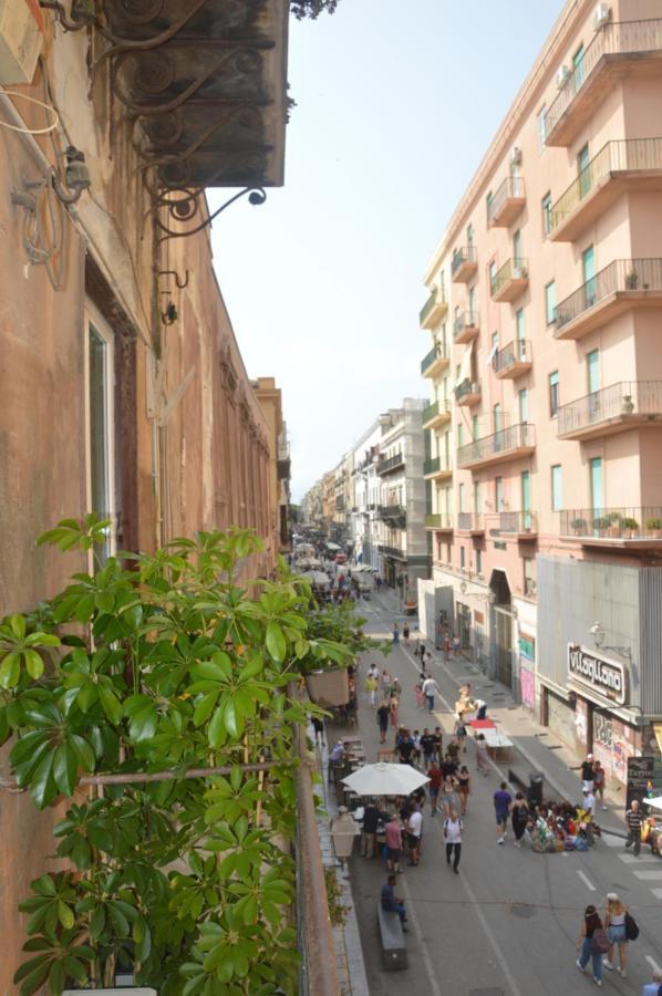 Domus Maqueda Bed & Breakfast Palermo Exterior photo