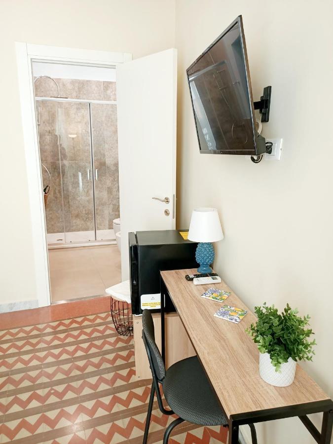 Domus Maqueda Bed & Breakfast Palermo Exterior photo