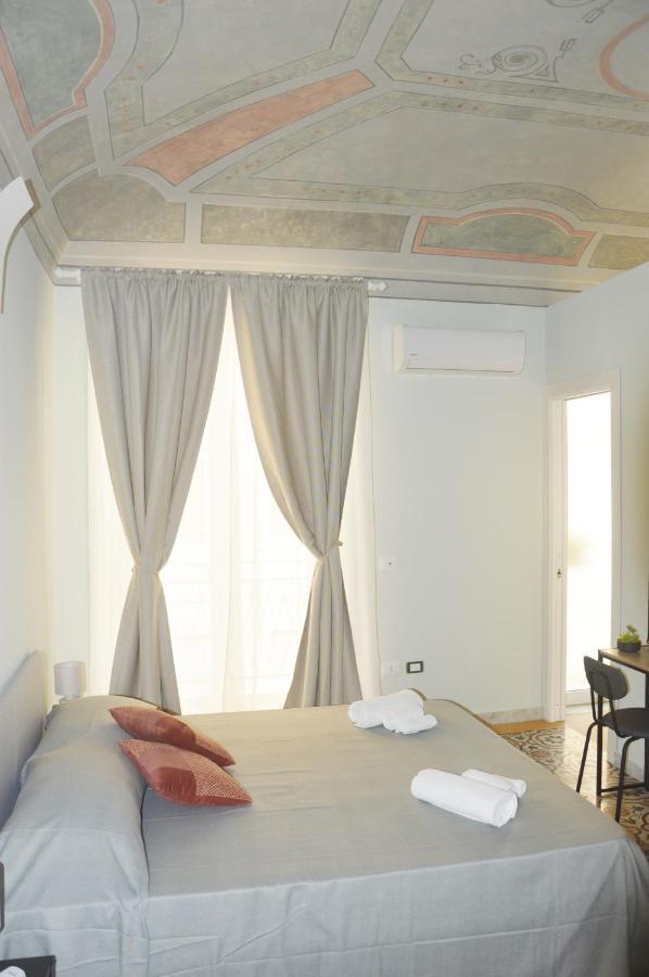 Domus Maqueda Bed & Breakfast Palermo Exterior photo