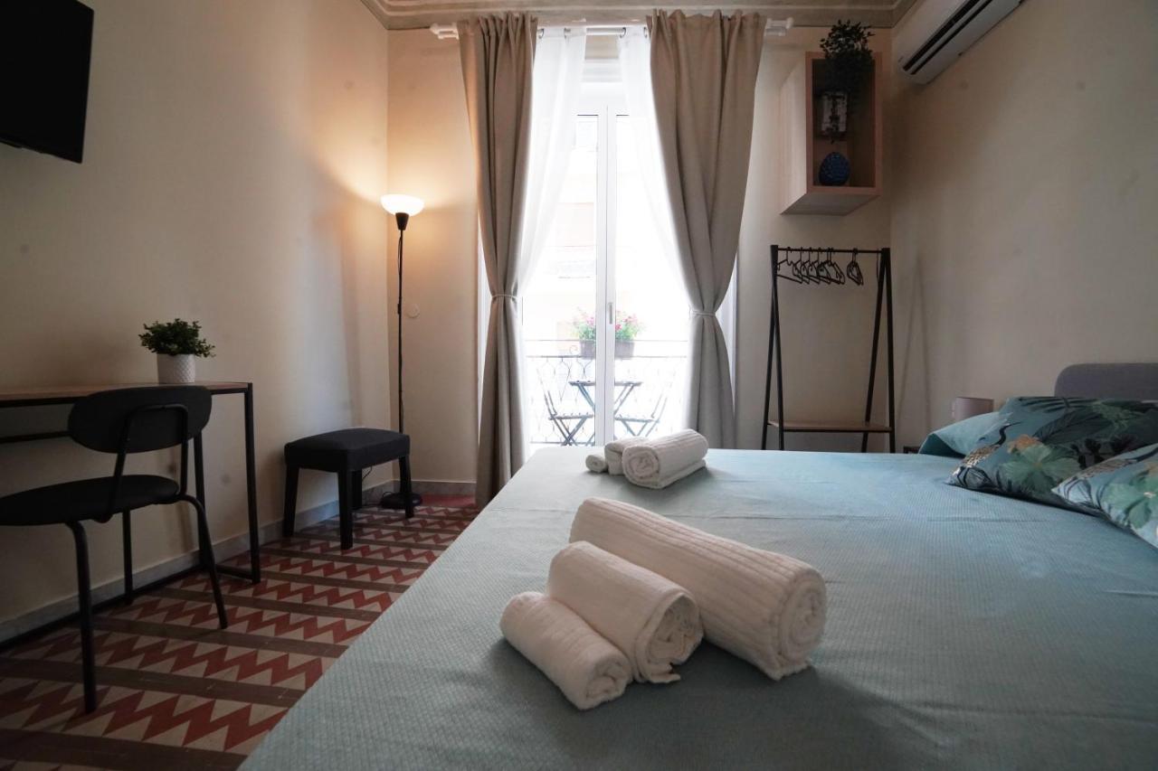 Domus Maqueda Bed & Breakfast Palermo Exterior photo